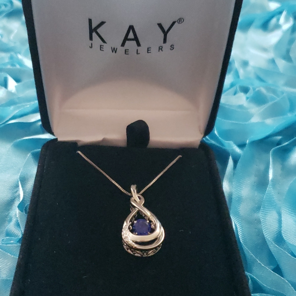 Kay Jewelers Silver Necklace and Pendant
